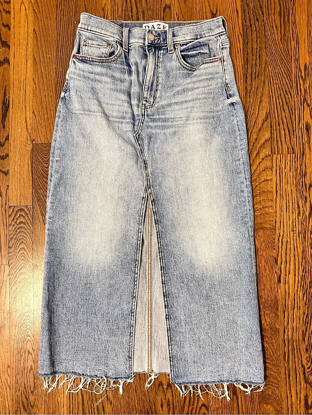 DAZE Tough Love Jeans Blue Denim skirt Waist 26